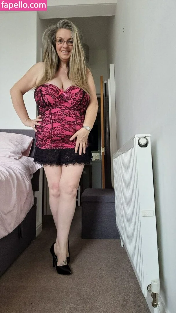 carla36gg Onlyfans Photo Gallery 