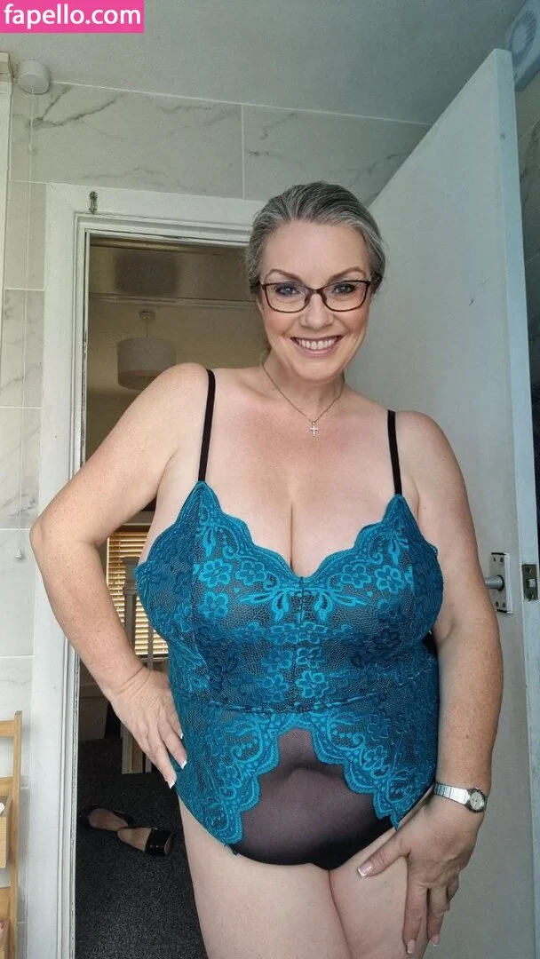 carla36gg Onlyfans Photo Gallery 