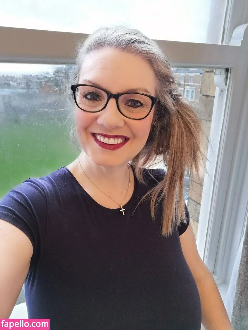 carla36gg Onlyfans Photo Gallery 