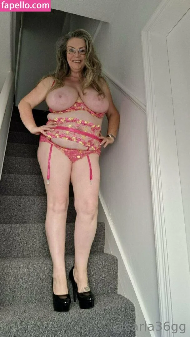 carla36gg Onlyfans Photo Gallery 