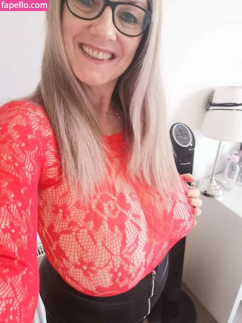 carla36gg Onlyfans Photo Gallery 