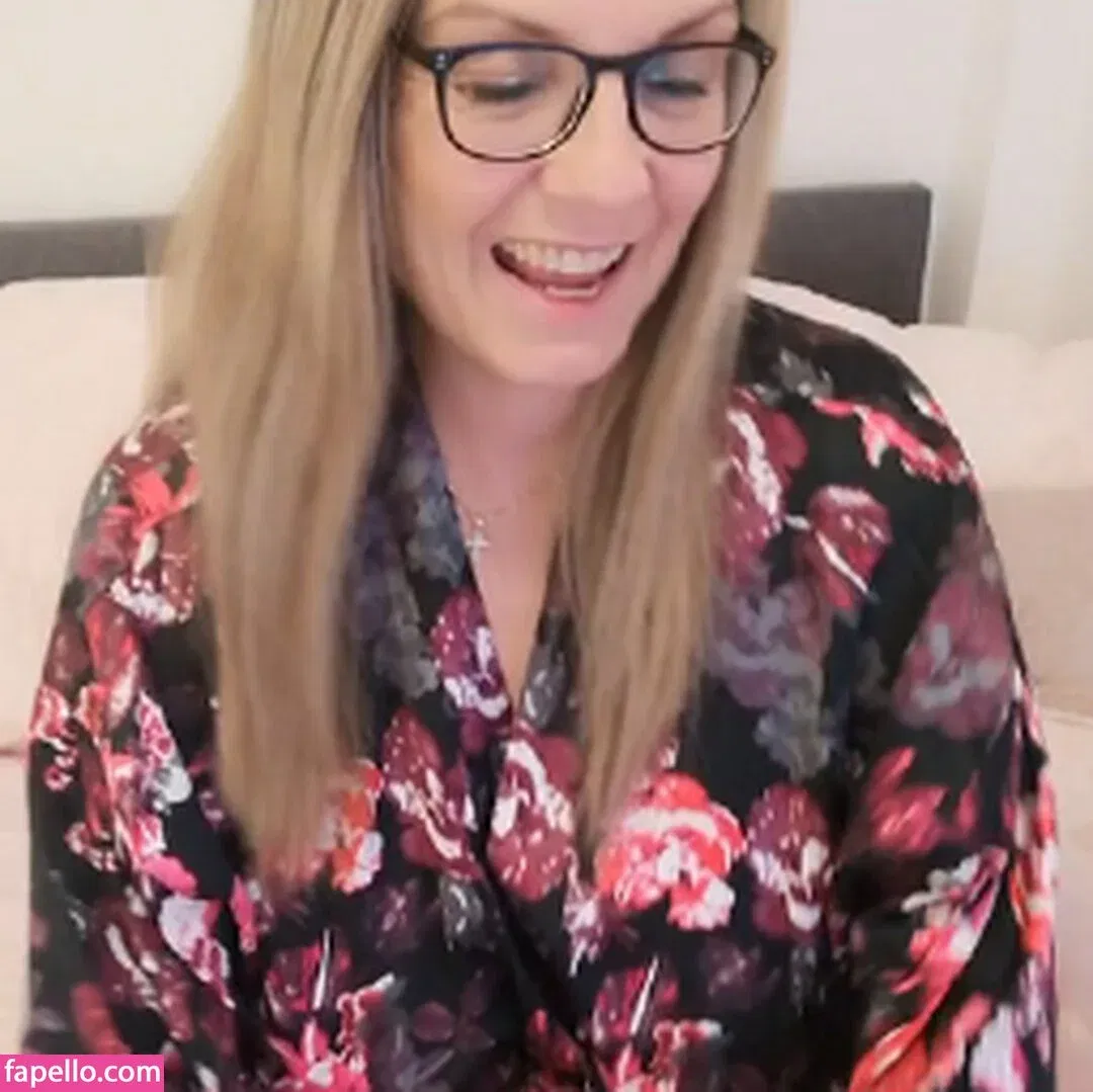 carla36gg Onlyfans Photo Gallery 