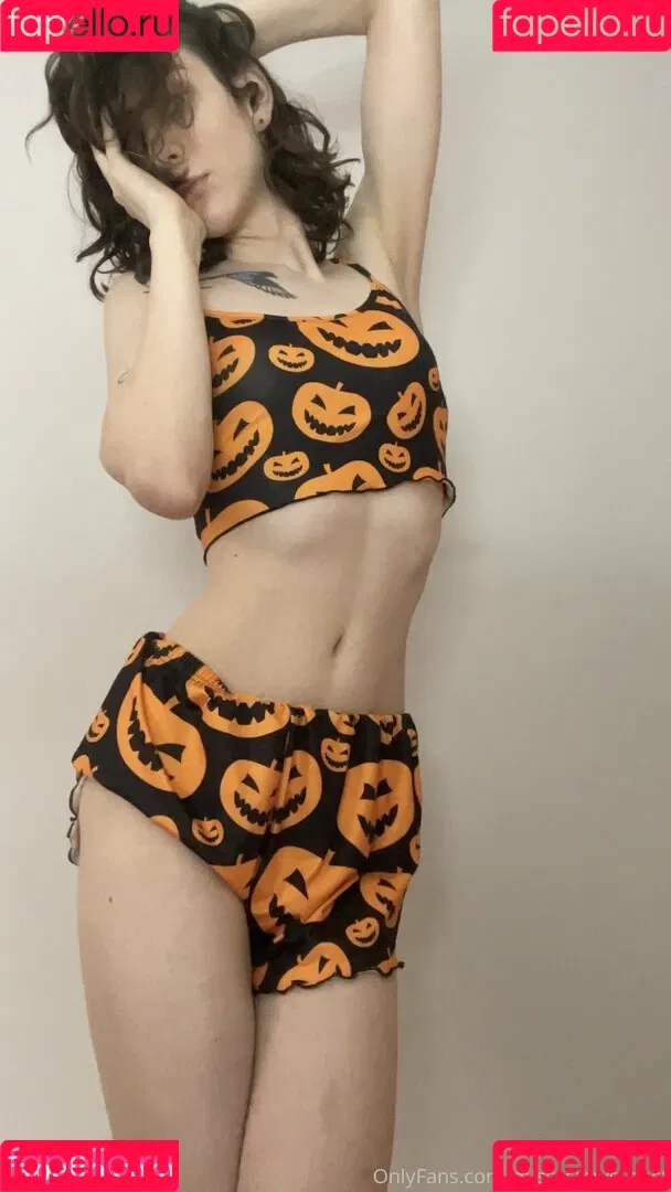 Miss_Crows_Nest Onlyfans Photo Gallery 