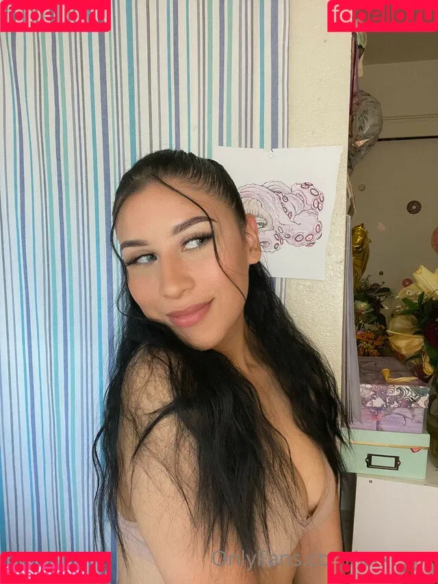 Espe ASMR Onlyfans Photo Gallery 