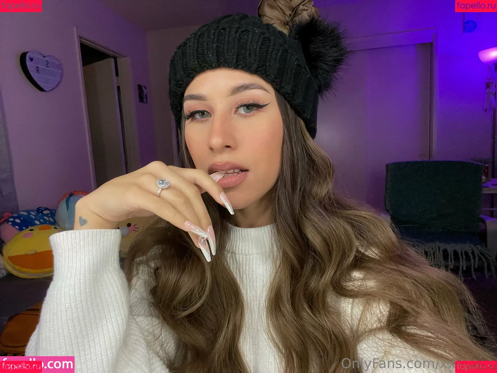 Espe ASMR Onlyfans Photo Gallery 