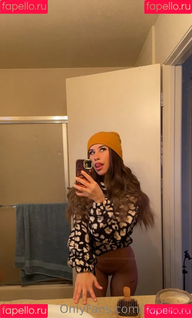 Espe ASMR Onlyfans Photo Gallery 