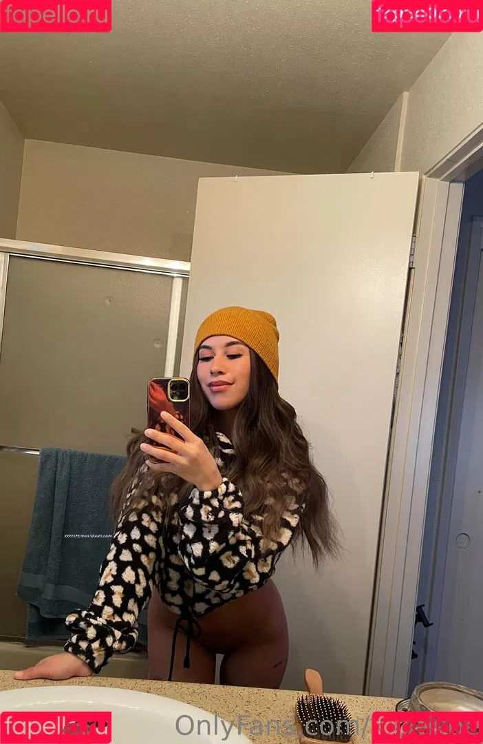 Espe ASMR Onlyfans Photo Gallery 