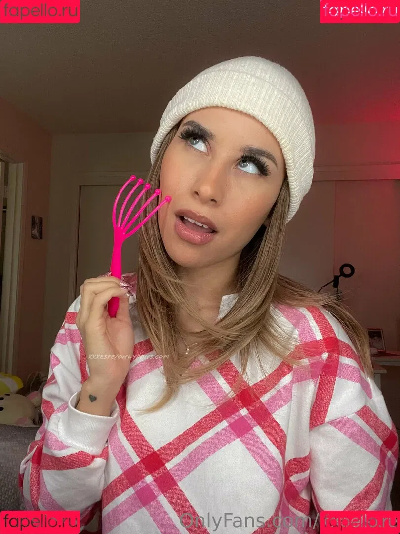 Espe ASMR Onlyfans Photo Gallery 