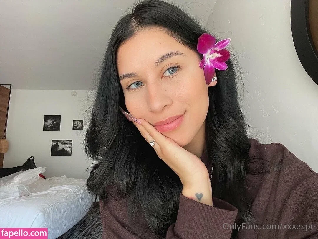 Espe ASMR Onlyfans Photo Gallery 