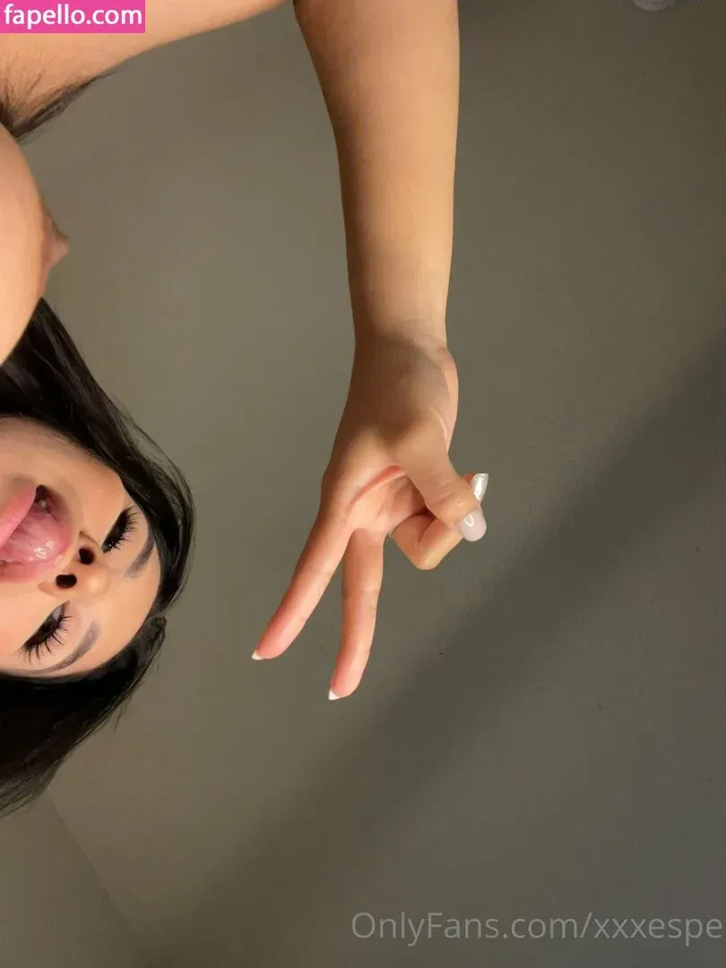 Espe ASMR Onlyfans Photo Gallery 