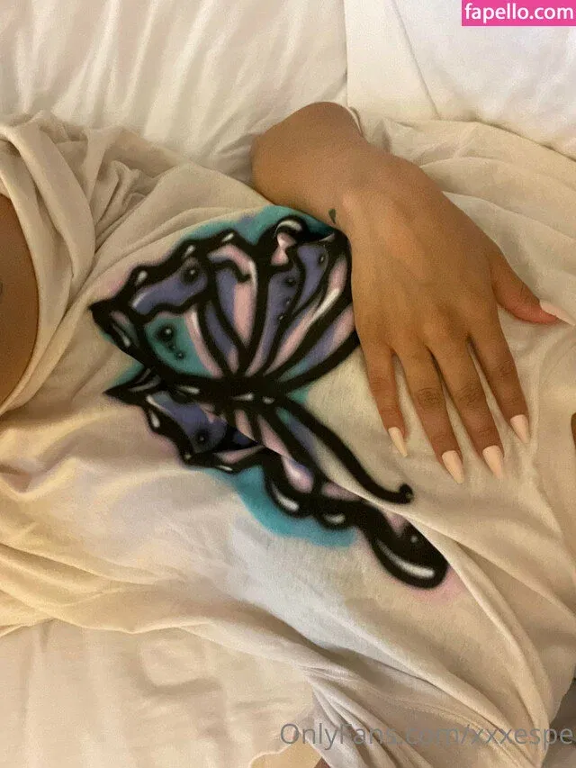 Espe ASMR Onlyfans Photo Gallery 