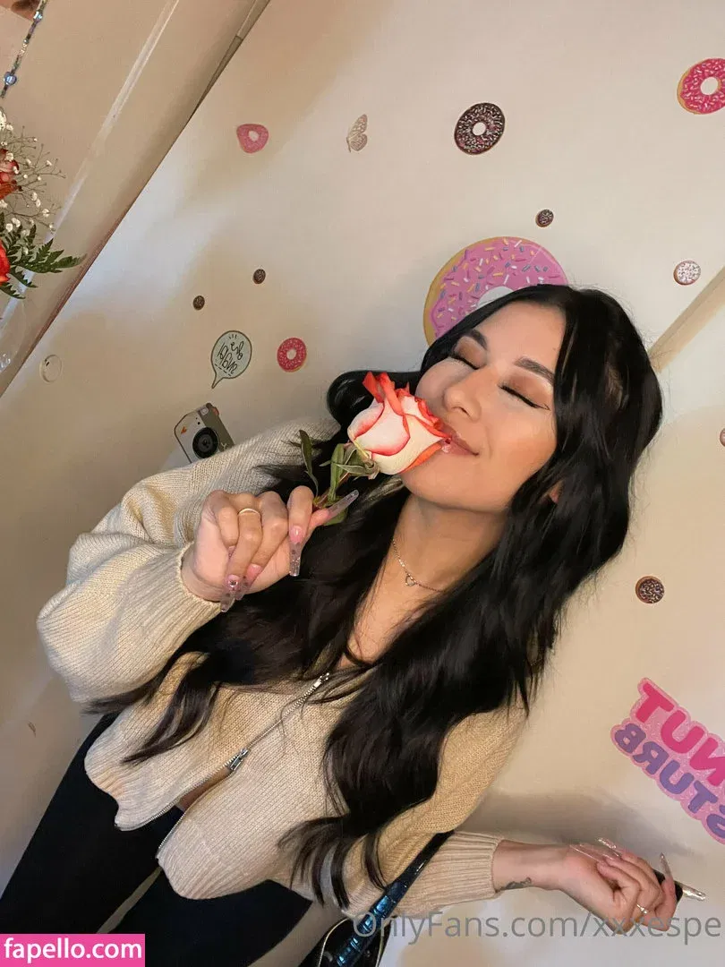 Espe ASMR Onlyfans Photo Gallery 