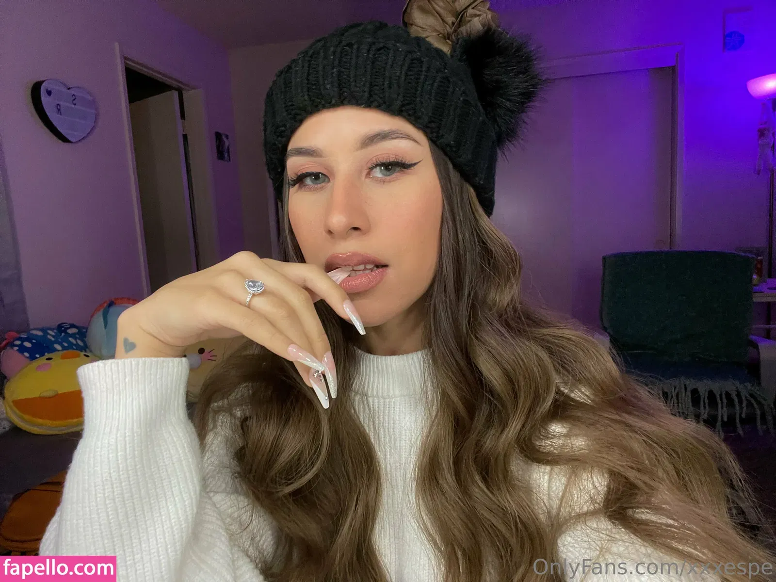 Espe ASMR Onlyfans Photo Gallery 
