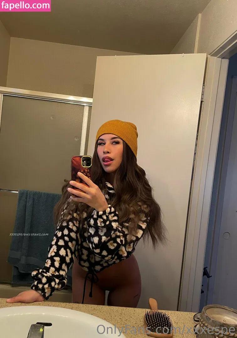 Espe ASMR Onlyfans Photo Gallery 