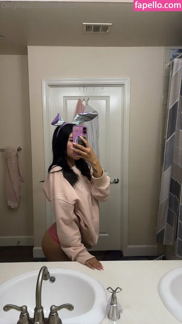 Espe ASMR Onlyfans Photo Gallery 