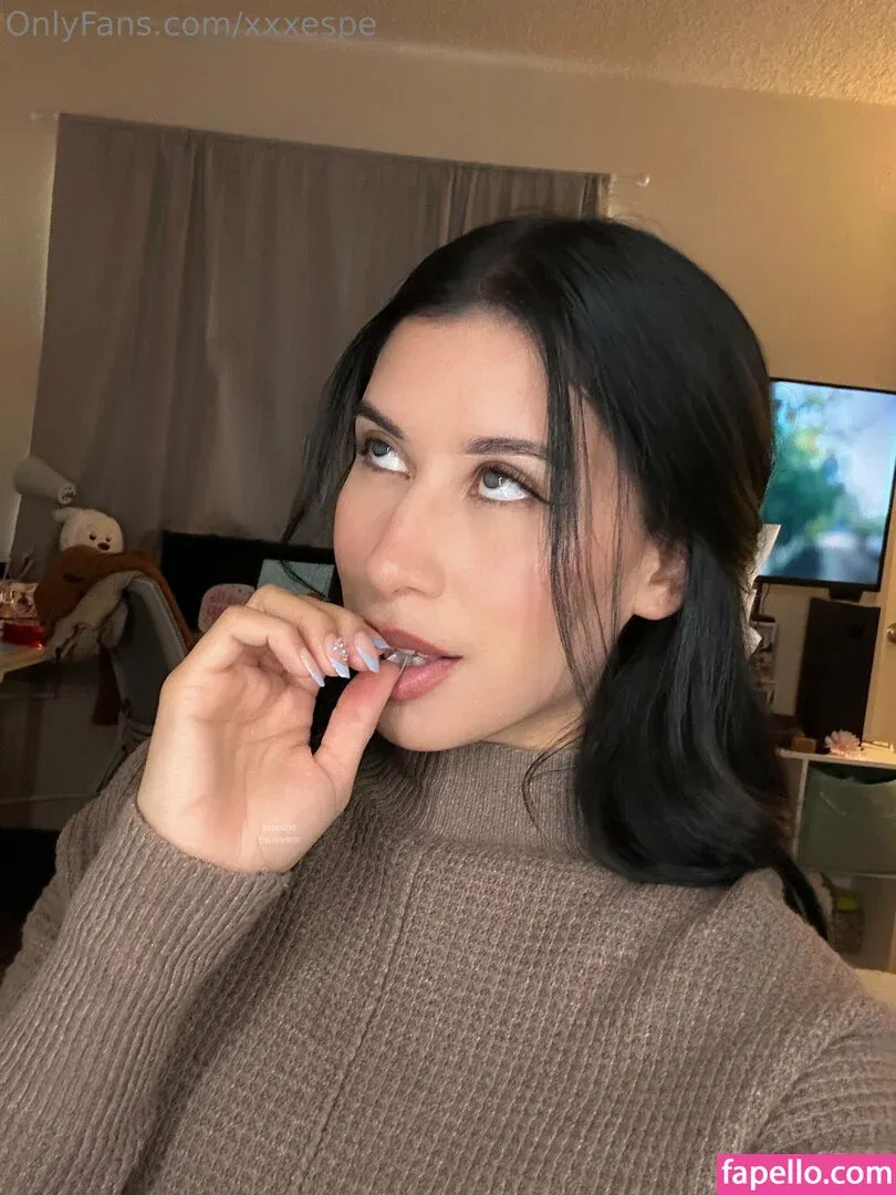 Espe ASMR Onlyfans Photo Gallery 