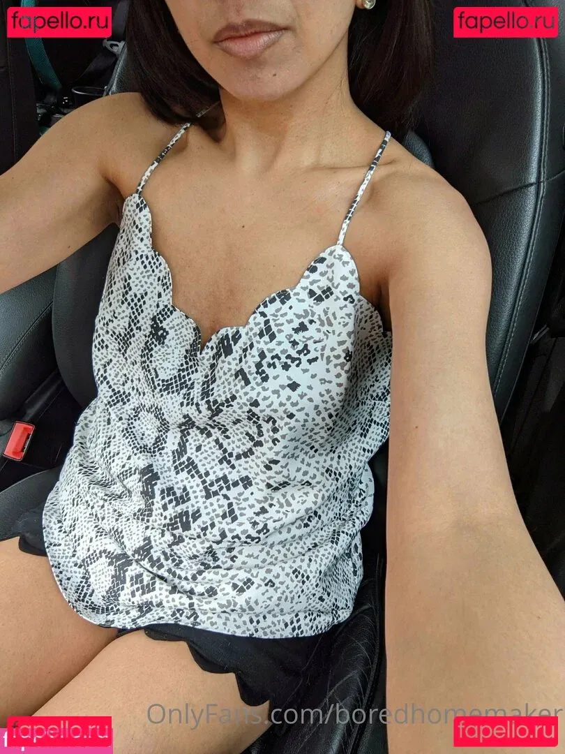 BoredHomeMaker Onlyfans Photo Gallery 