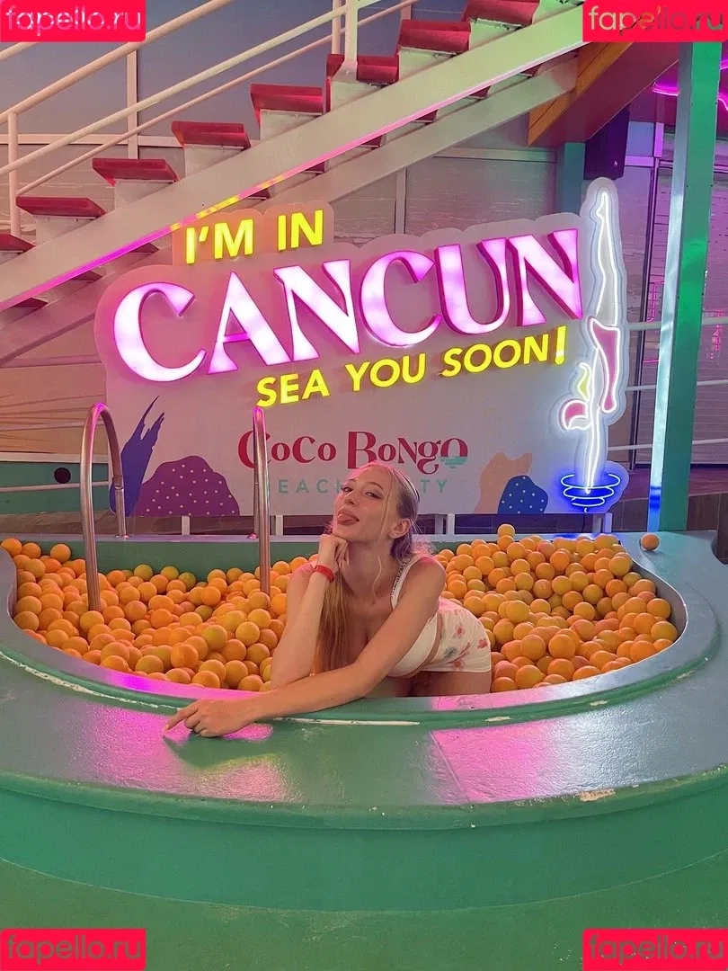 Sophia Diamond Onlyfans Photo Gallery 