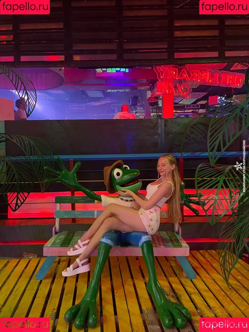 Sophia Diamond Onlyfans Photo Gallery 