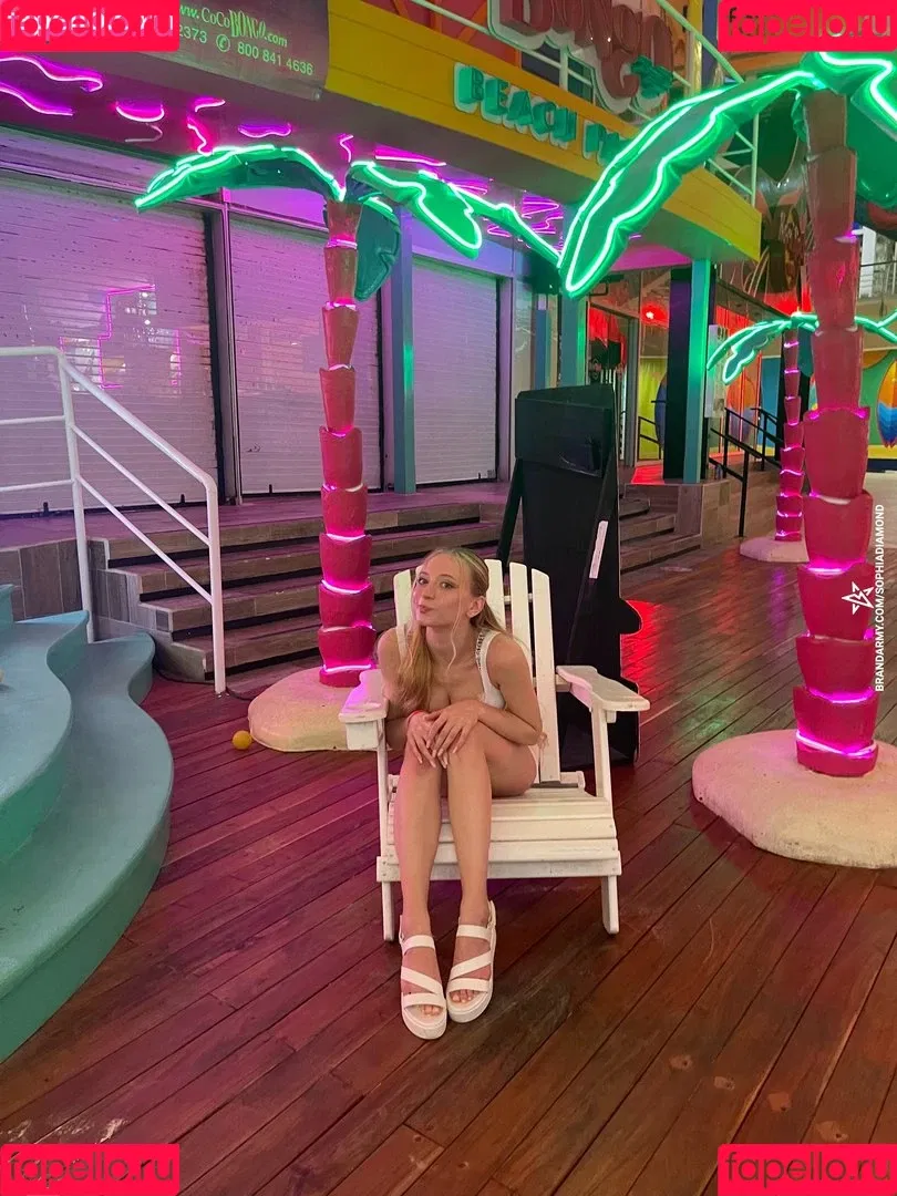 Sophia Diamond Onlyfans Photo Gallery 