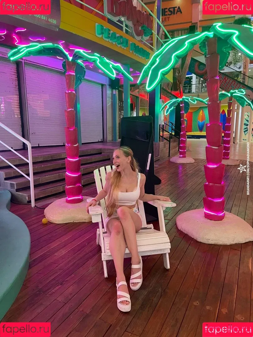 Sophia Diamond Onlyfans Photo Gallery 