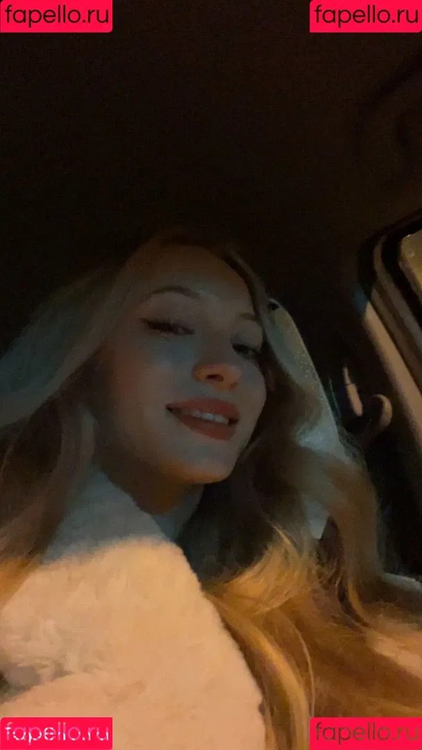Sophia Diamond Onlyfans Photo Gallery 