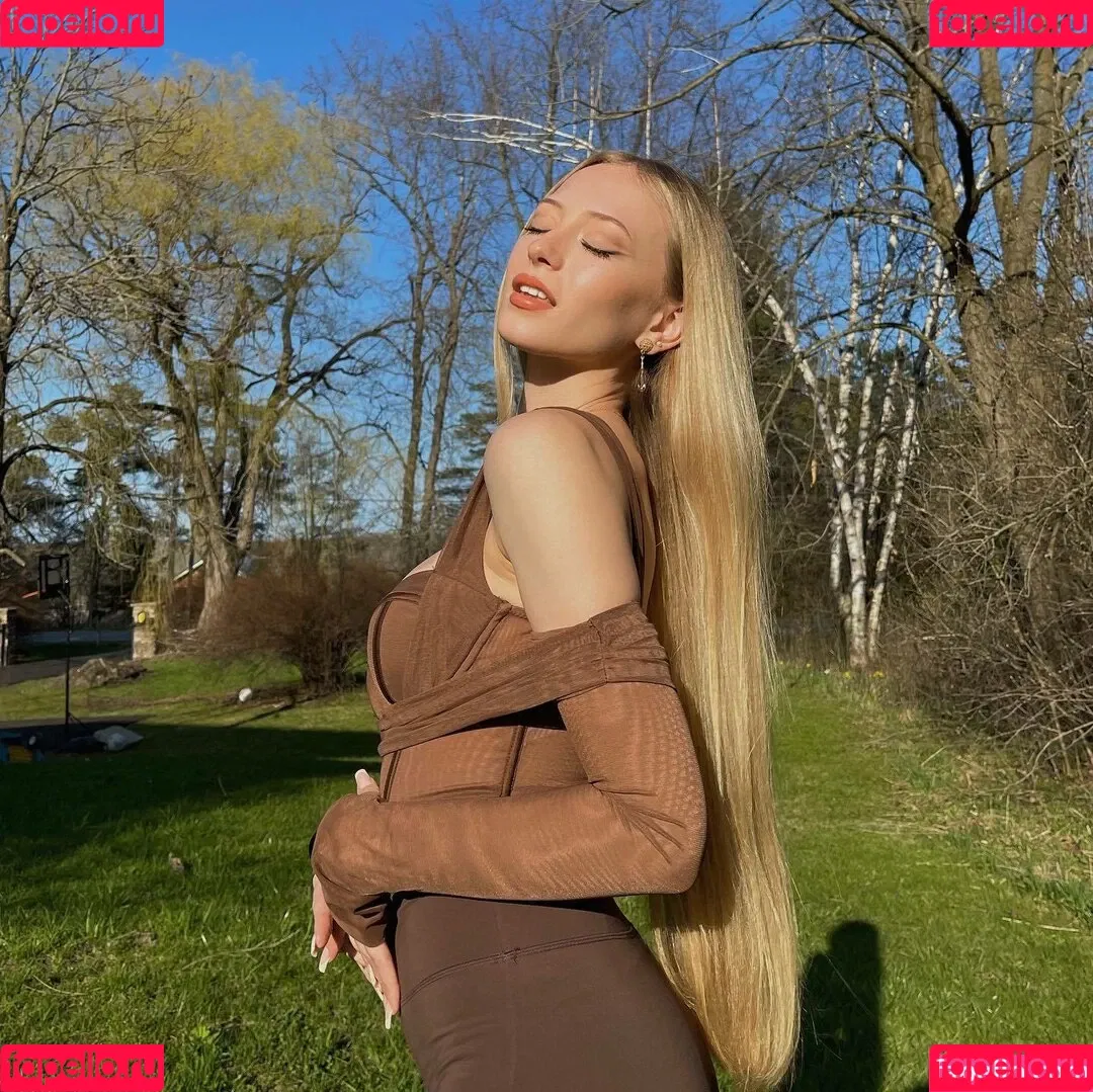 Sophia Diamond Onlyfans Photo Gallery 