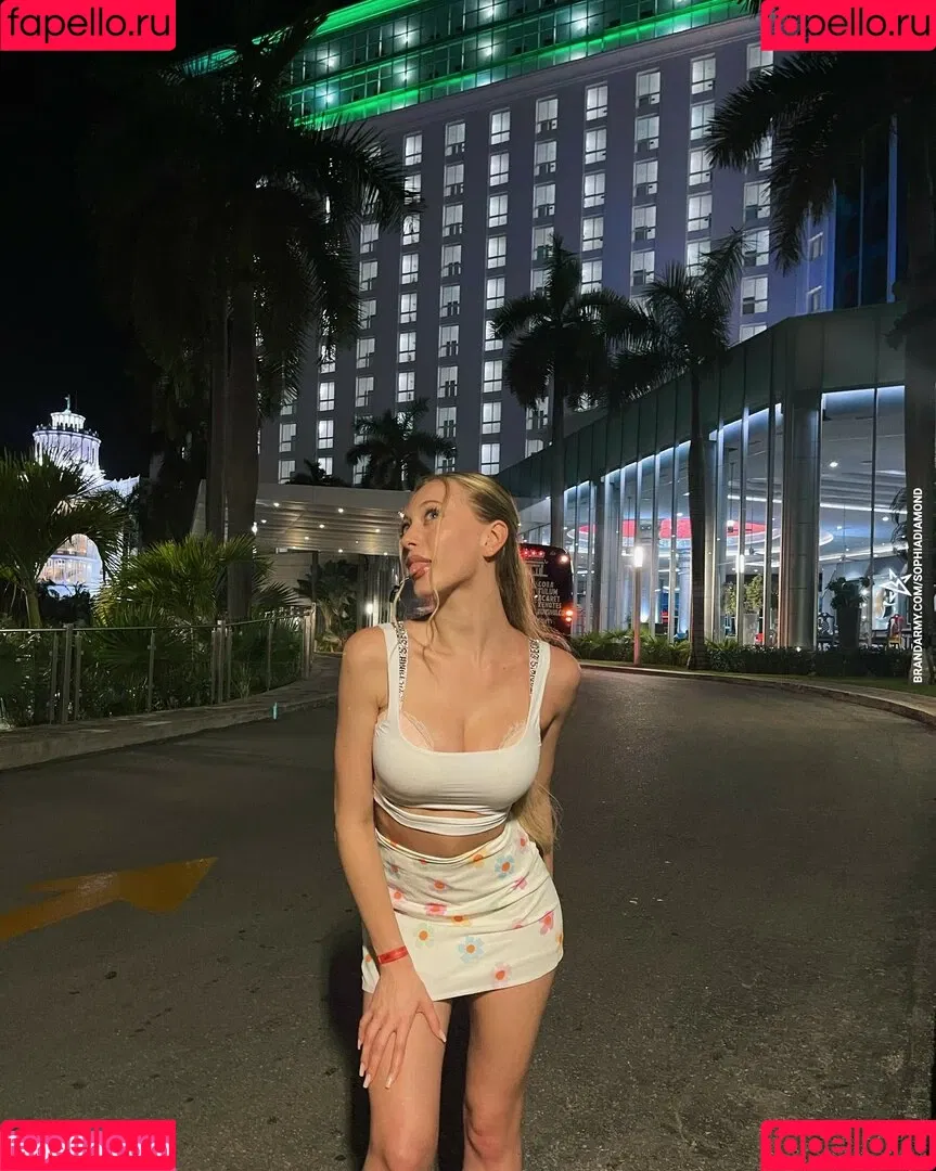 Sophia Diamond Onlyfans Photo Gallery 