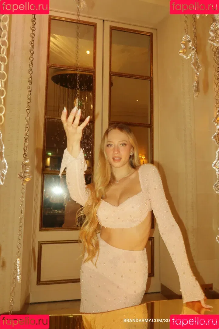 Sophia Diamond Onlyfans Photo Gallery 
