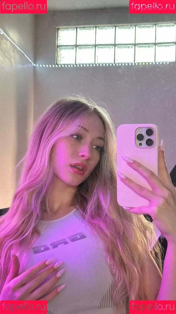 Sophia Diamond Onlyfans Photo Gallery 