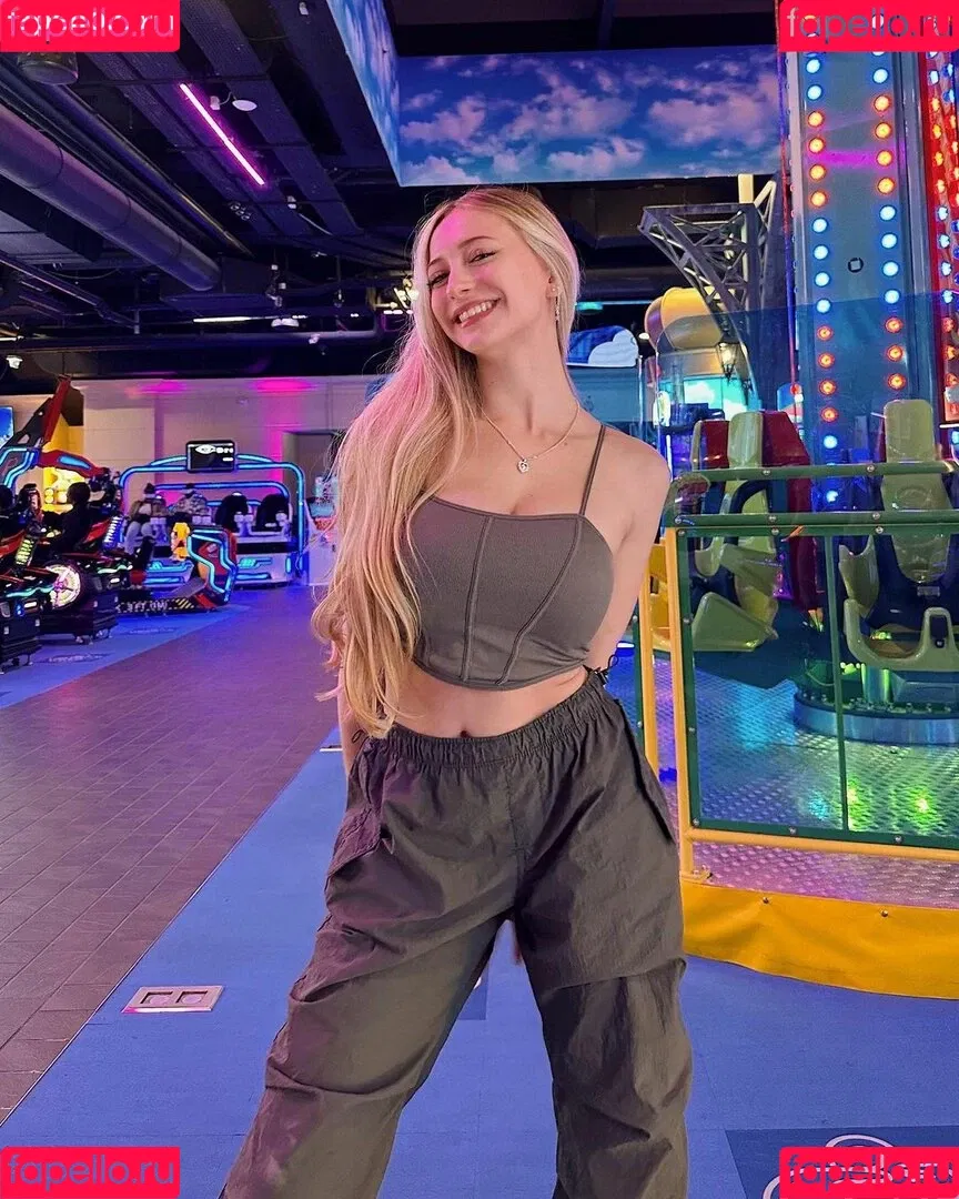 Sophia Diamond Onlyfans Photo Gallery 