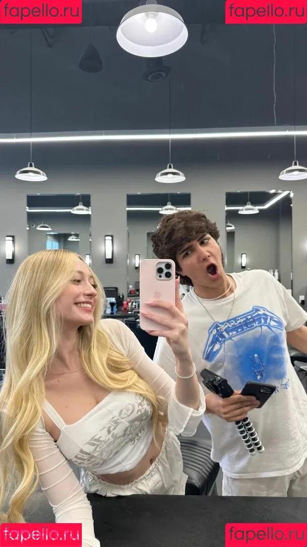 Sophia Diamond Onlyfans Photo Gallery 