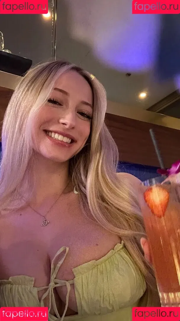 Sophia Diamond Onlyfans Photo Gallery 