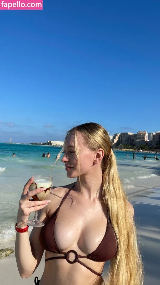 Sophia Diamond Onlyfans Photo Gallery 