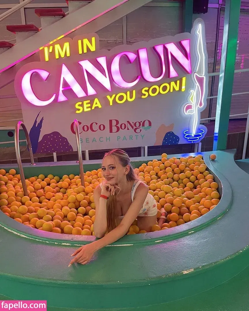 Sophia Diamond Onlyfans Photo Gallery 