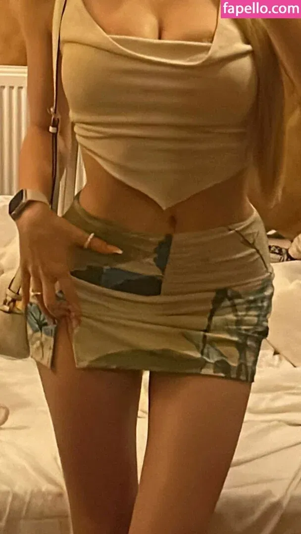 Sophia Diamond Onlyfans Photo Gallery 