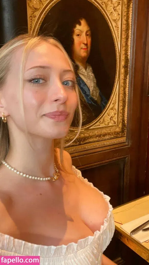 Sophia Diamond Onlyfans Photo Gallery 