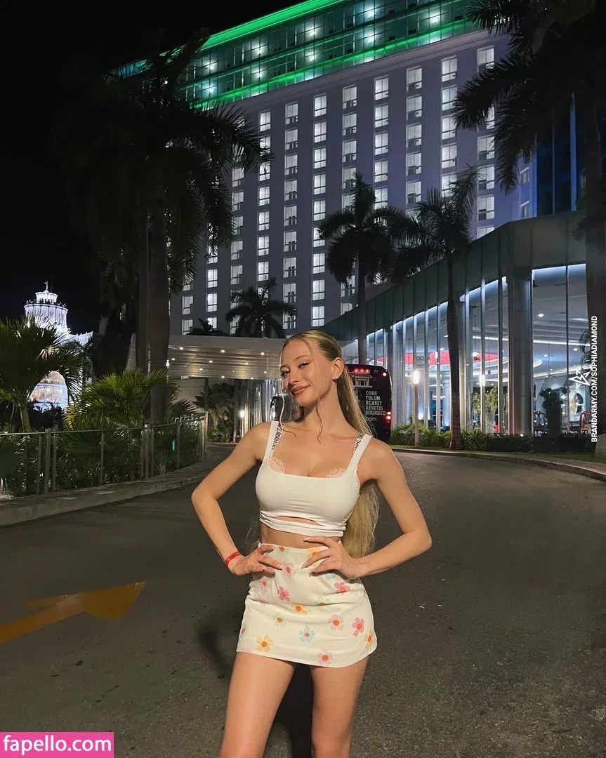 Sophia Diamond Onlyfans Photo Gallery 
