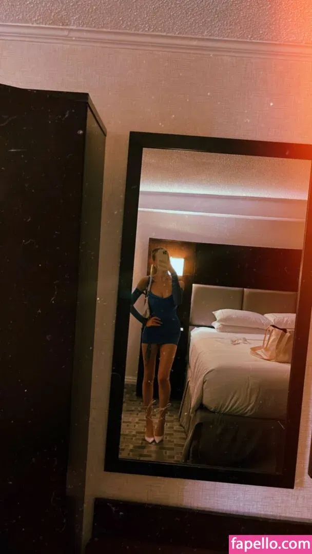 Sophia Diamond Onlyfans Photo Gallery 