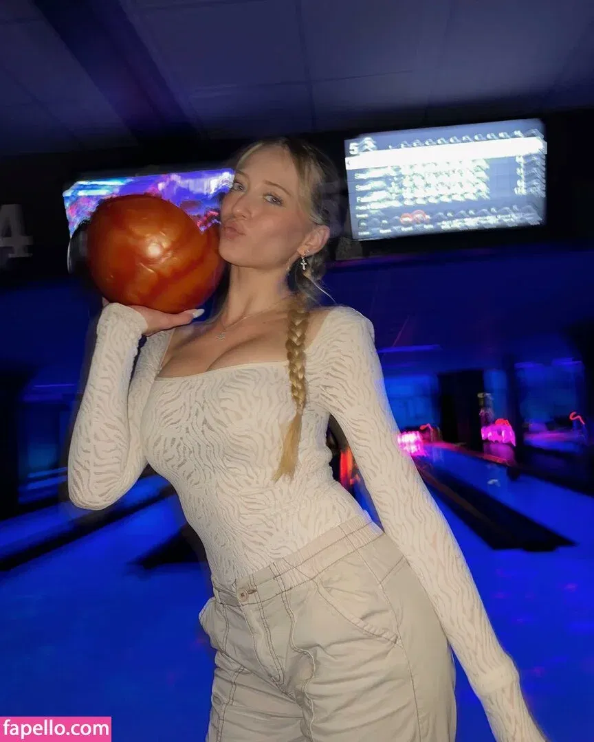 Sophia Diamond Onlyfans Photo Gallery 