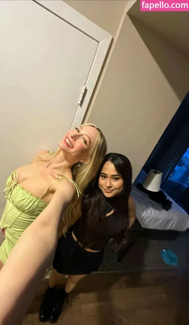 Sophia Diamond Onlyfans Photo Gallery 