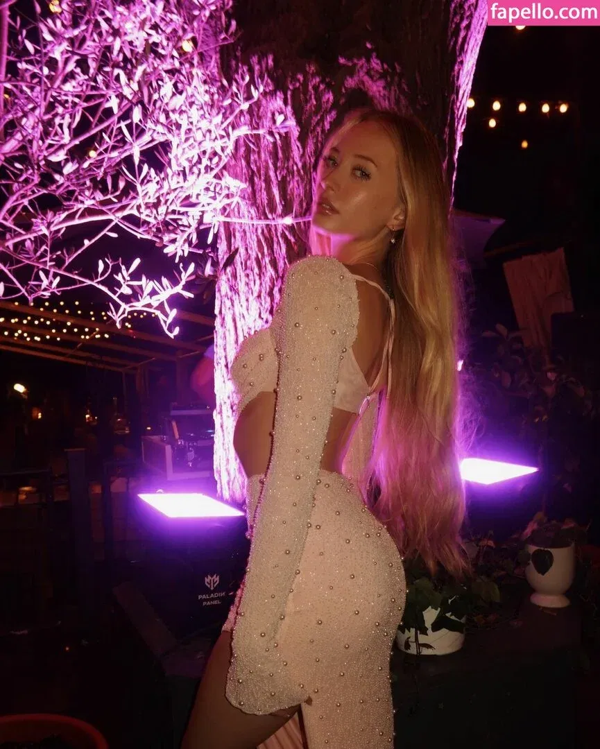 Sophia Diamond Onlyfans Photo Gallery 