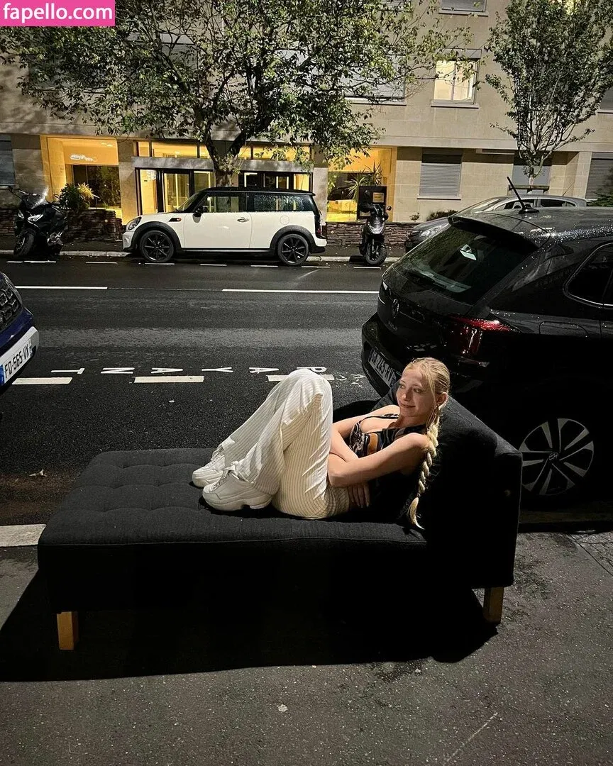 Sophia Diamond Onlyfans Photo Gallery 