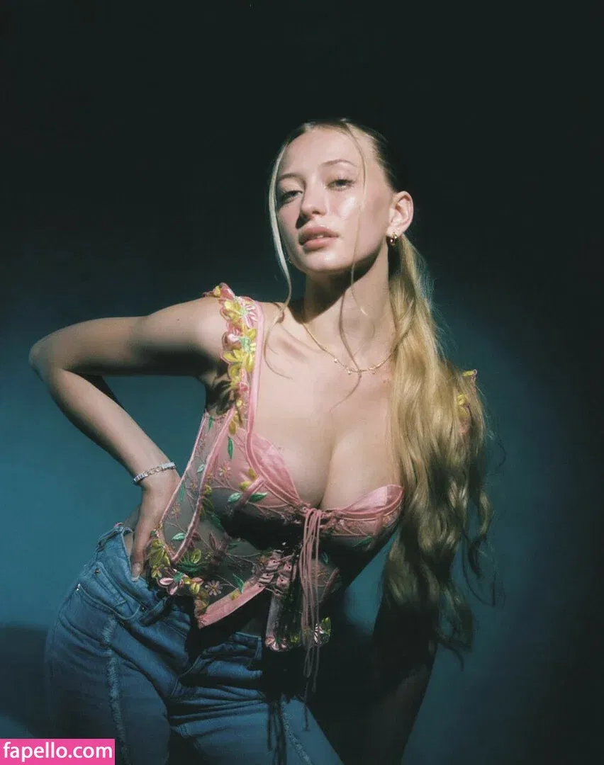 Sophia Diamond Onlyfans Photo Gallery 
