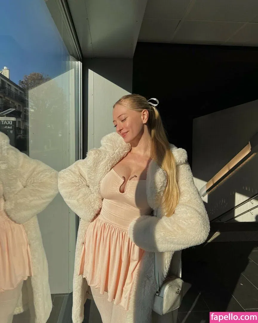 Sophia Diamond Onlyfans Photo Gallery 