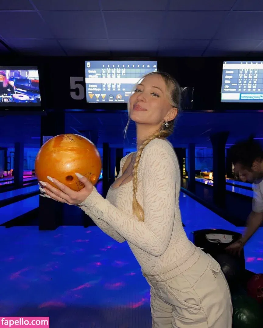 Sophia Diamond Onlyfans Photo Gallery 