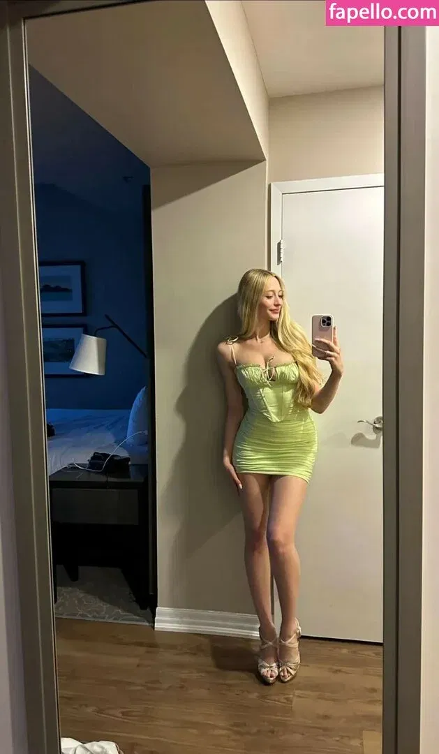 Sophia Diamond Onlyfans Photo Gallery 