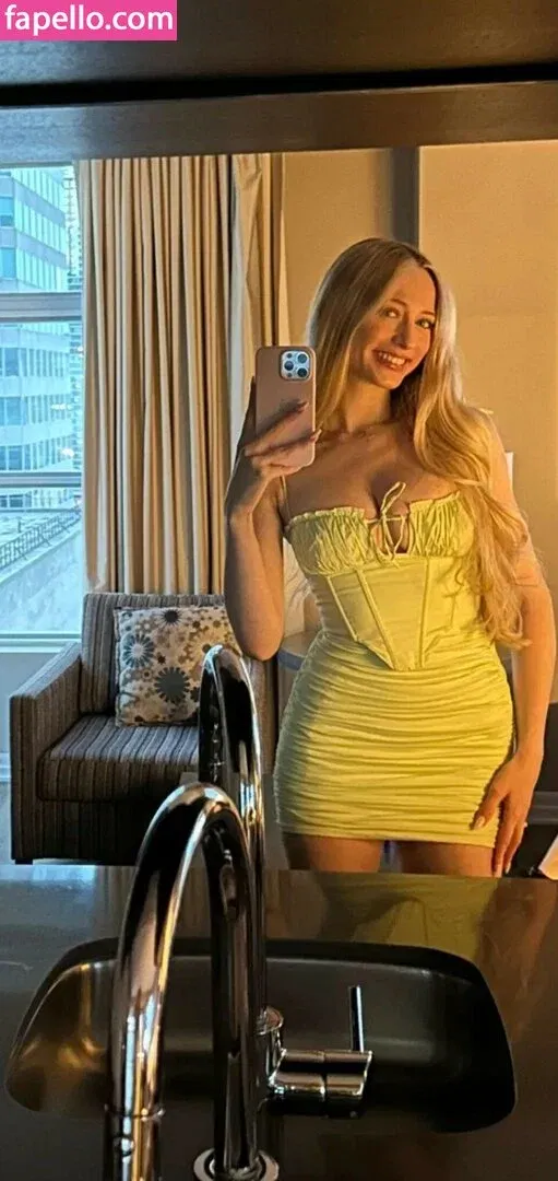 Sophia Diamond Onlyfans Photo Gallery 