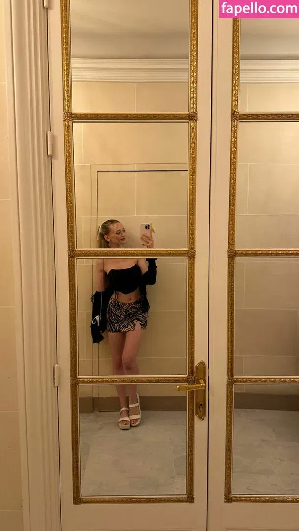 Sophia Diamond Onlyfans Photo Gallery 