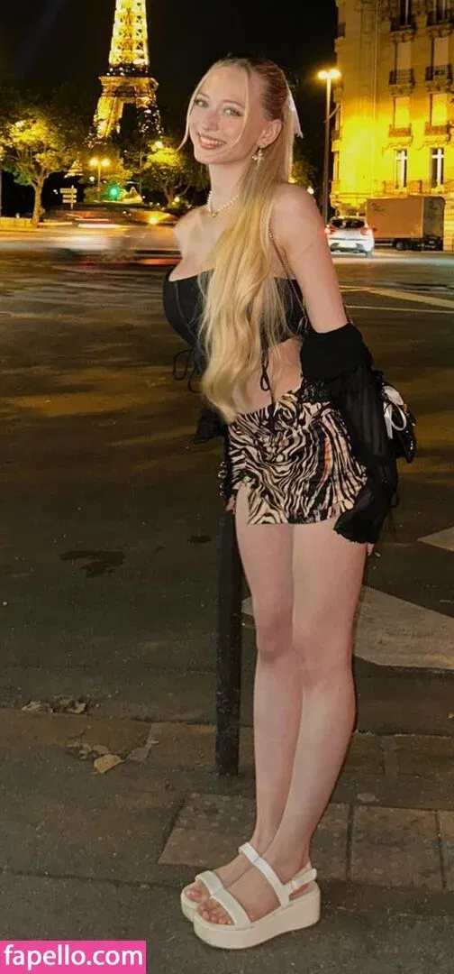 Sophia Diamond Onlyfans Photo Gallery 